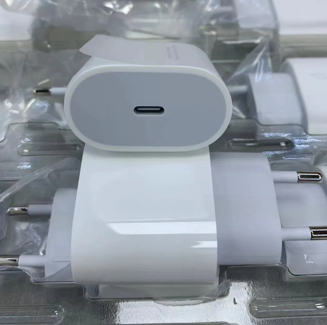 Pd20W Charger 20W USB-C Type C Us/EU/UK Fast Charging Power Adapter Phone Charger