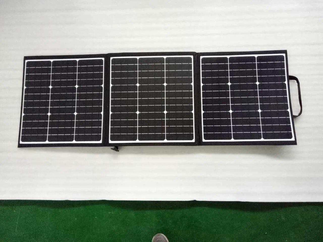 120W RV Folding Solar Panel Solar Charging System for Camping Motorhome Power Supply