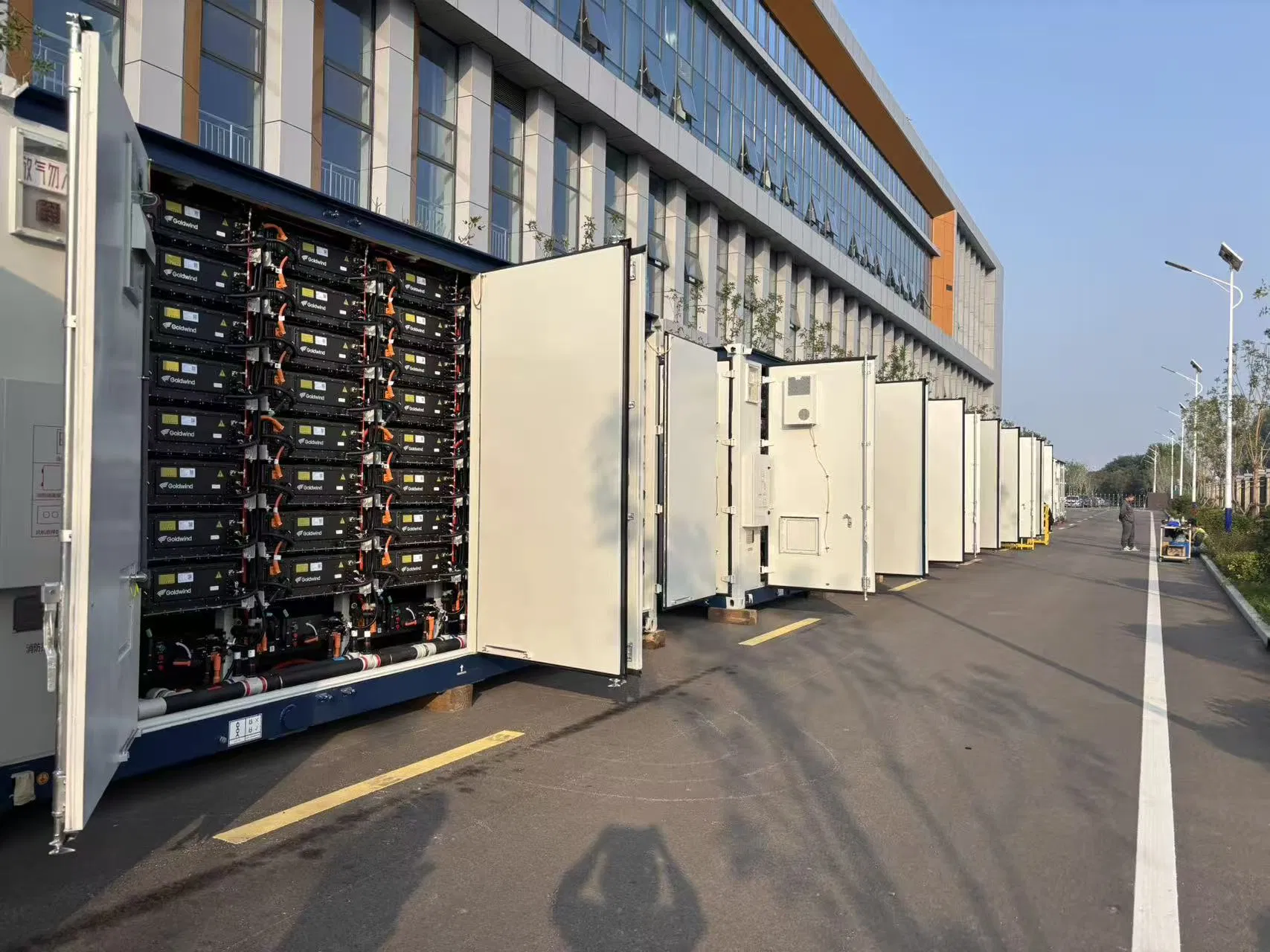 5015kwh Containerized Battery Energy Storage System with Safety Protection System