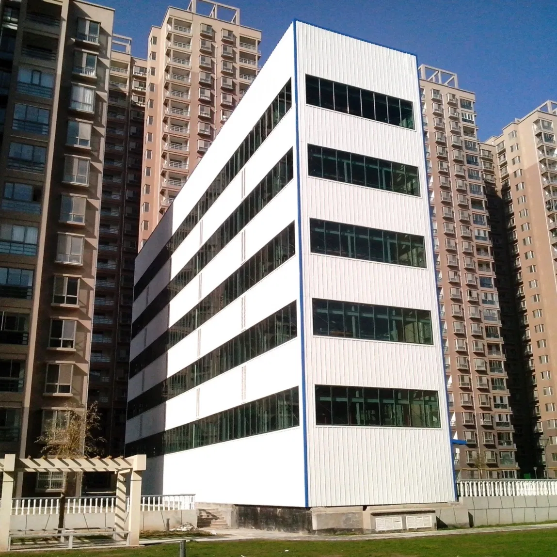 Reliable 12 Level Puzzle Parking System with Backup Power for Emergency Car Parking Scenarios