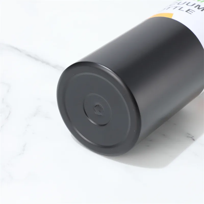 Vacuum Insulation Water Bottle 2