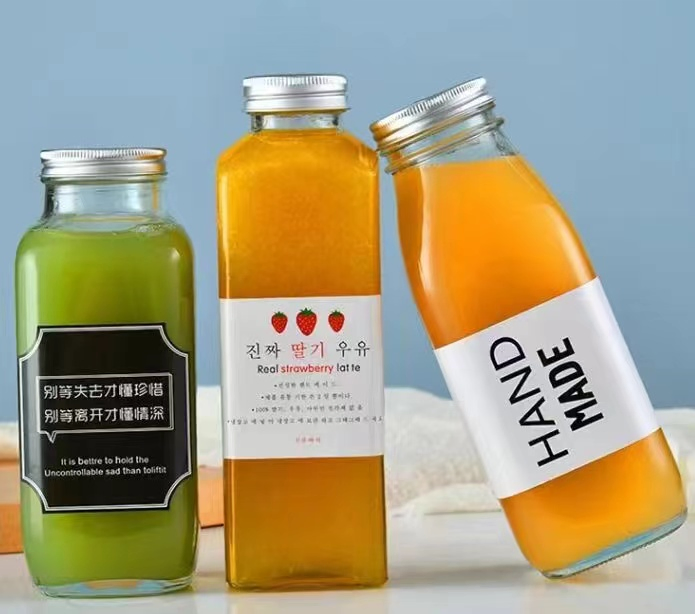 Factory Supply Glass Bottle Sealed with Lid Beverage Bottle Fruit Wine Bottle Milk Tea Bottle