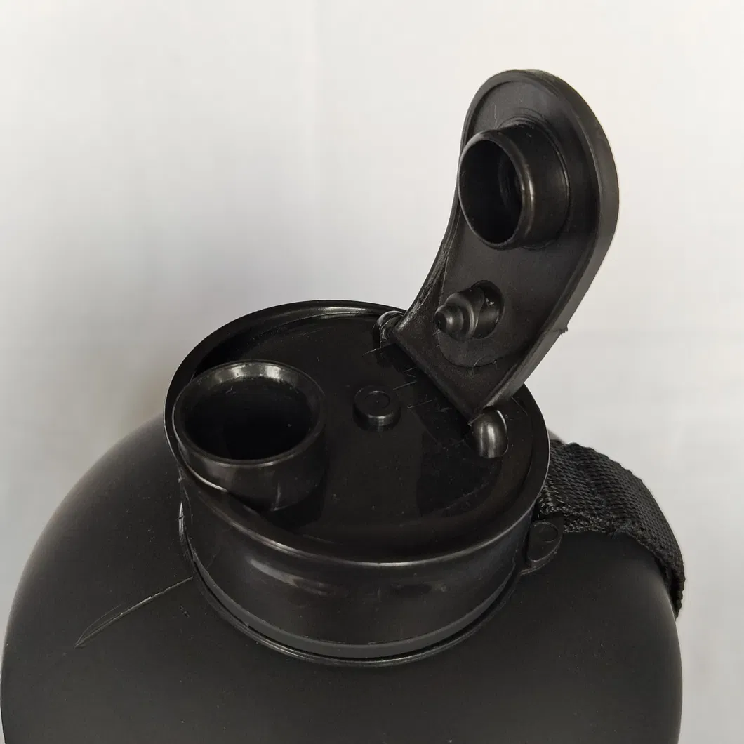 Water Bottle Detail 9