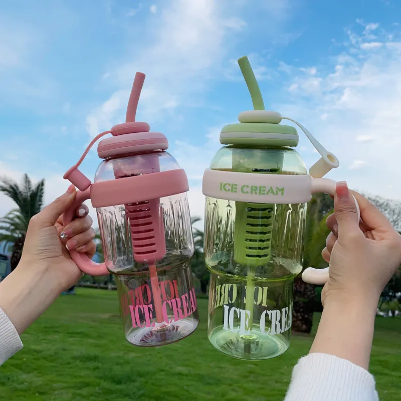 Cute Bear Water Bottle Detail 5