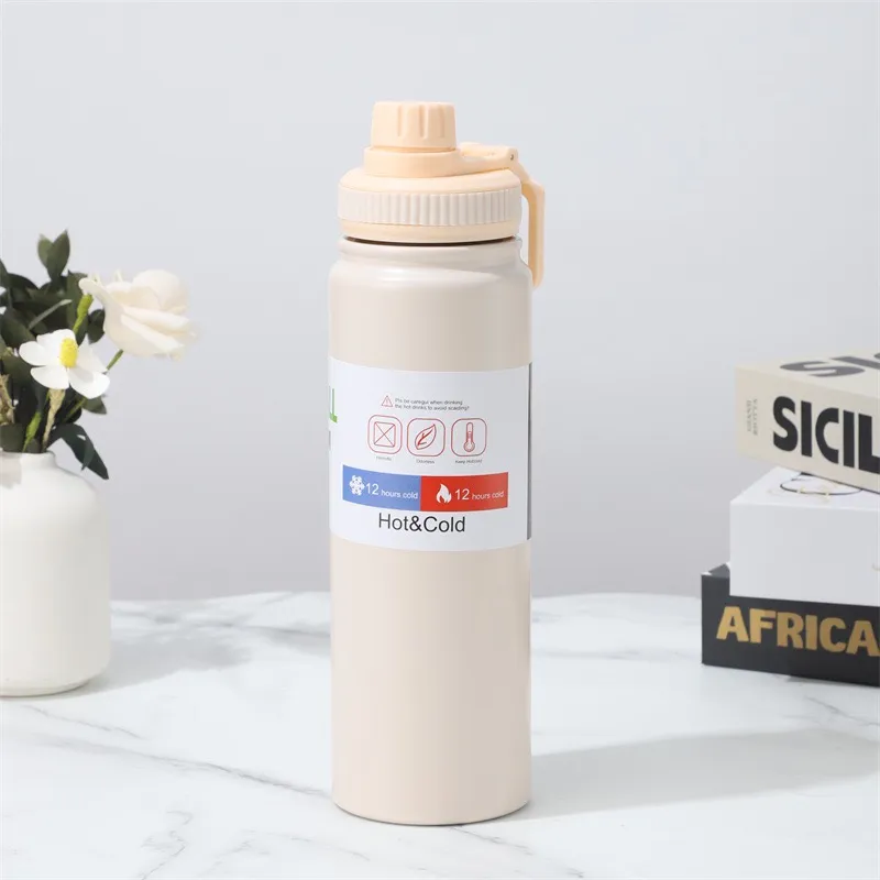 Vacuum Insulation Water Bottle 7