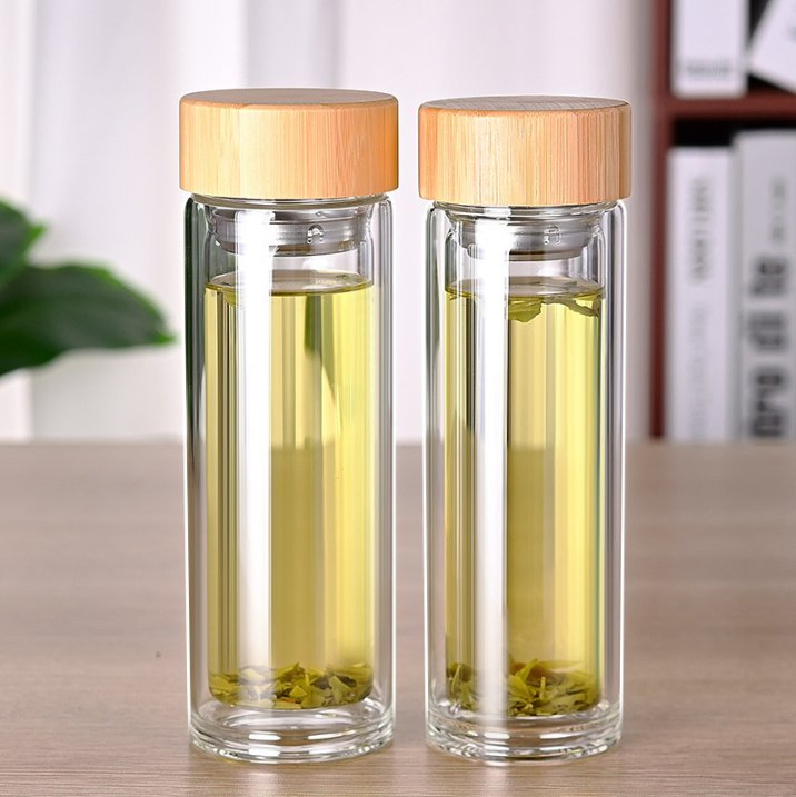 Clear Glass Water Bottle Double Wall High Borosilicate Glass Drinking Bottle with Bamboo Cap