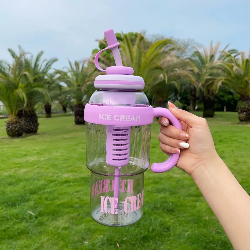 Cute Bear Water Bottle Detail 6