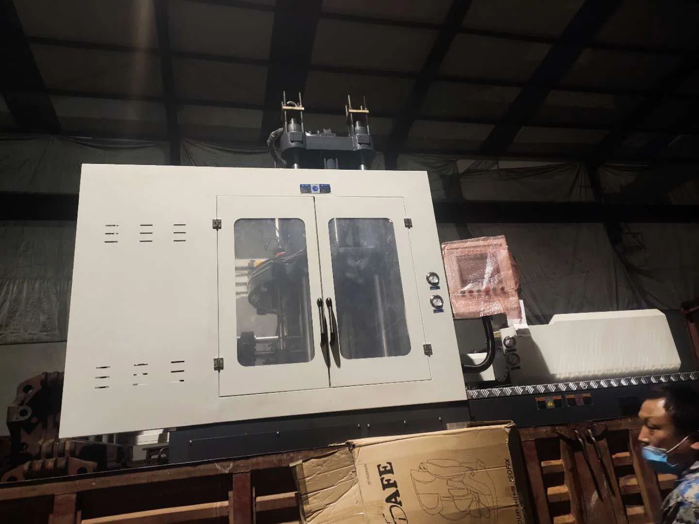 Eco-Friendly 1 Litre Reusable Plastic Bottle for Everyday Use