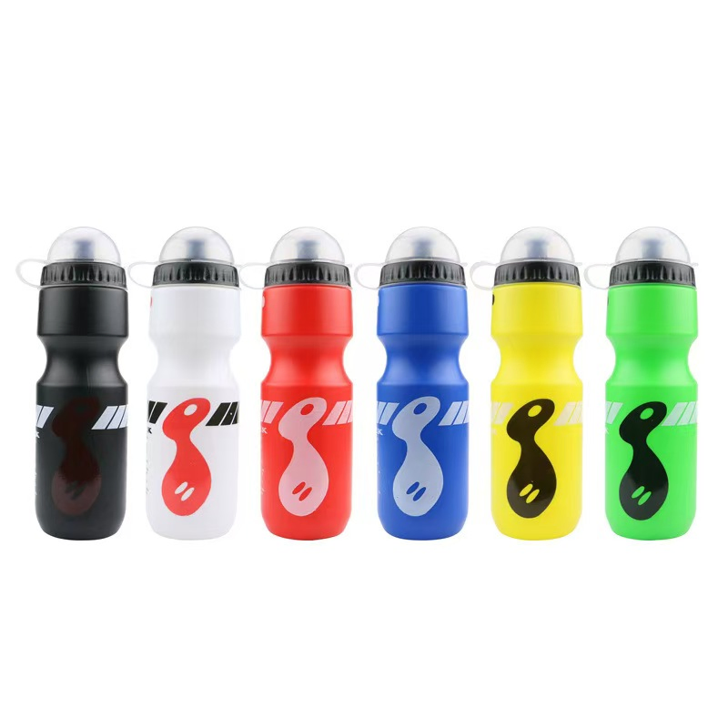 Plastic Bottles Water Bottle Sports Bottle Good Quality PE Squeeze BPA Free Plastic Adults Modern Camp with Lid Accessories