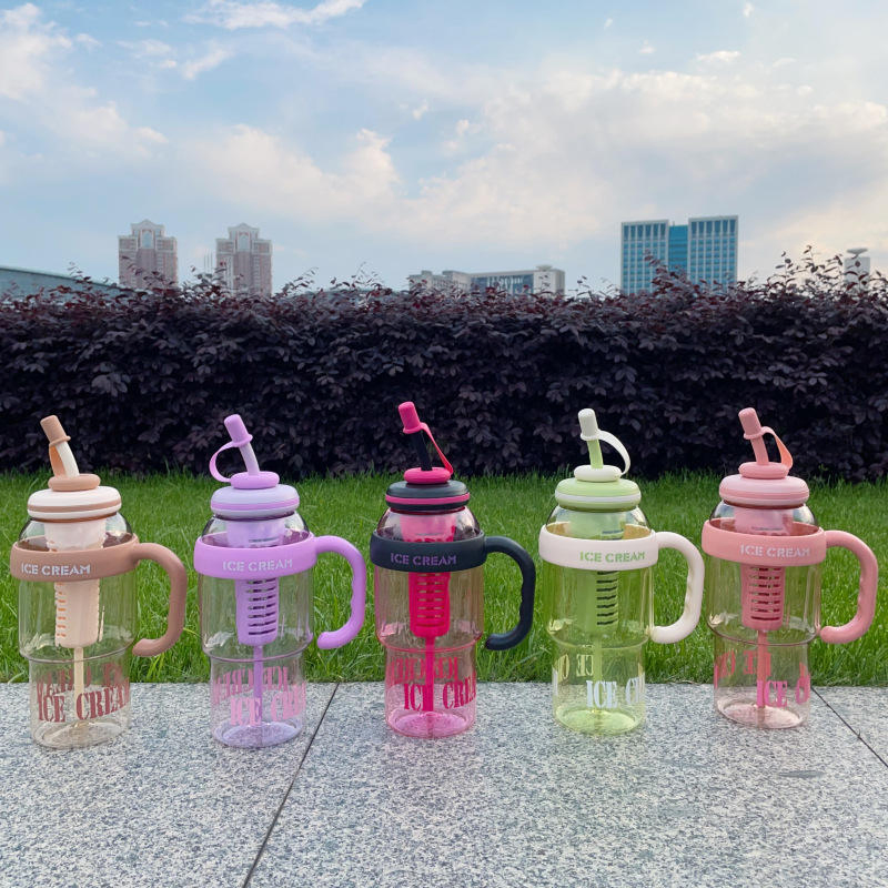 Hot Sale Ice Cream Plastic Bottles Milk Tea Water Vacuum Cup with Lid and Straw and Handle Wide Mouth Reusable Plastic Tumbler