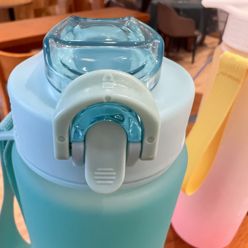 1L 32 Oz Custom Plastic Straw Strainer BPA Free Sports Drinking Bottles Water Bottle with Custom Logo