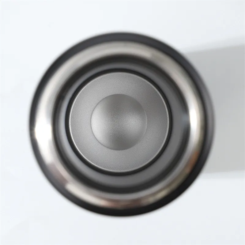 Vacuum Insulation Water Bottle 1