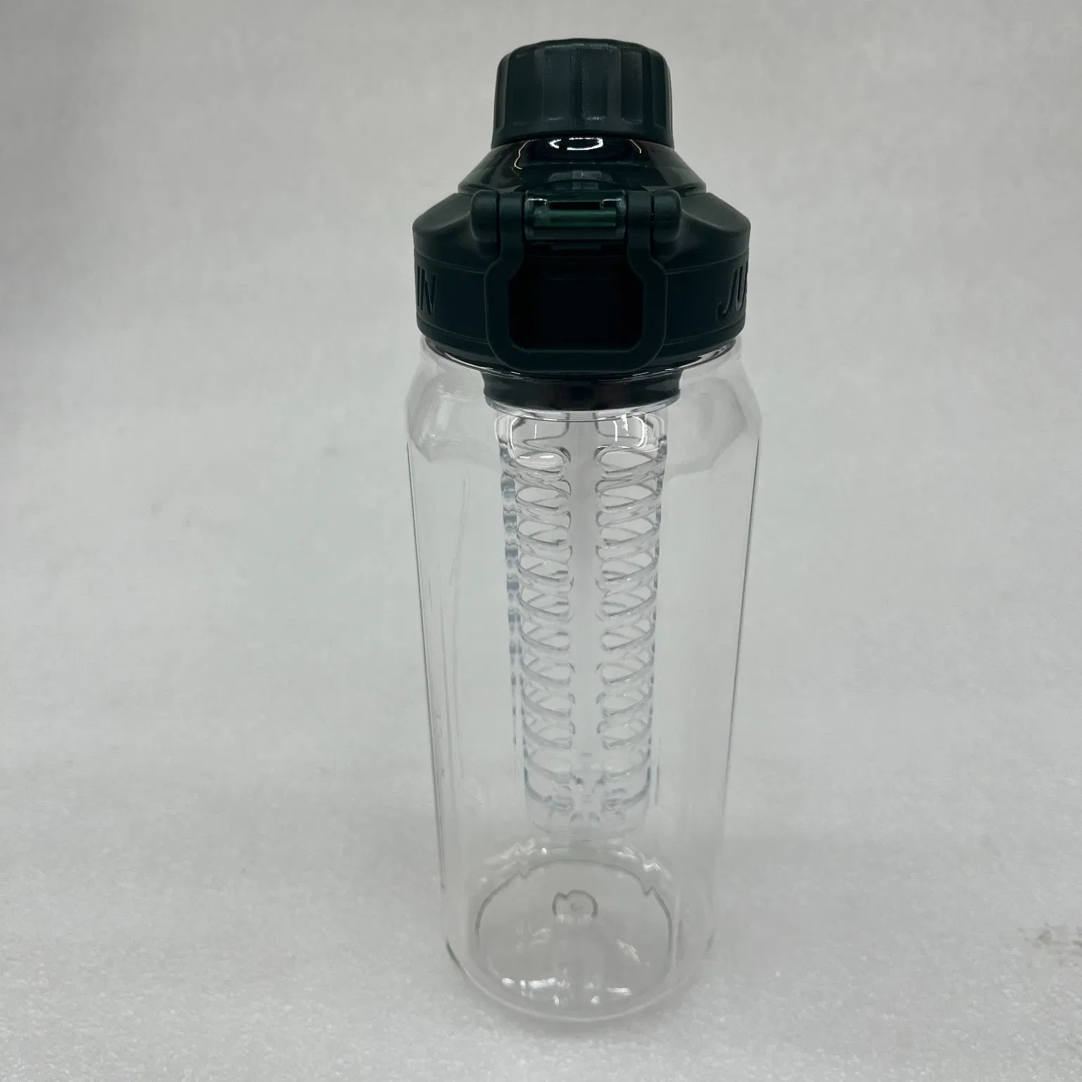 700ml School Water Bottle with Fruit Strainer BPA Free Custom Your Logo and Colour