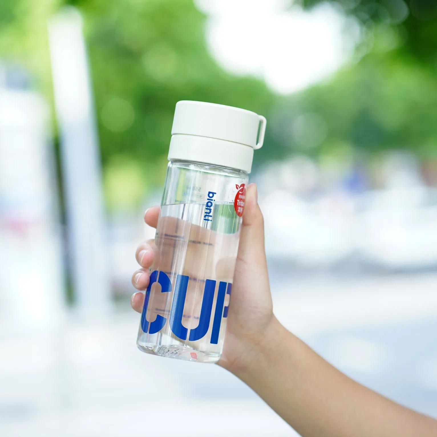 Custom Plastic Bottle 550ml Transparent Tritan Wide Mouth Water Bottle with No Handle Lid BPA Free