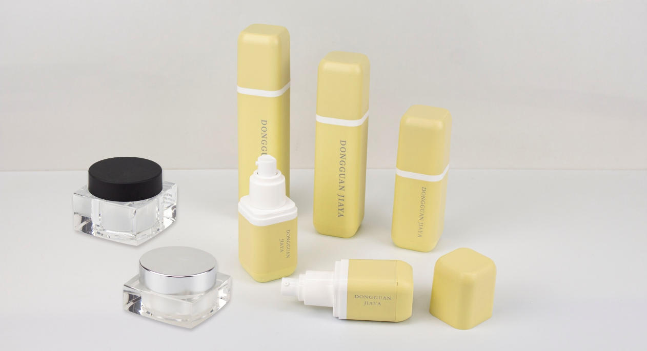 Reusable Travel Pump Bottle - Eco-Friendly Daily Essentials