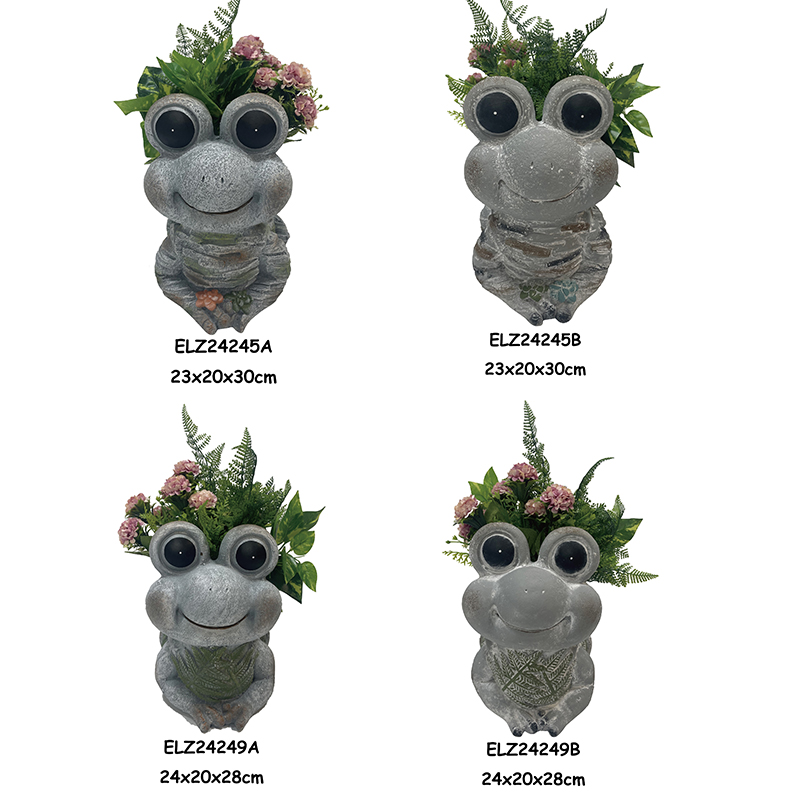 Frog planter statue layout option 2
