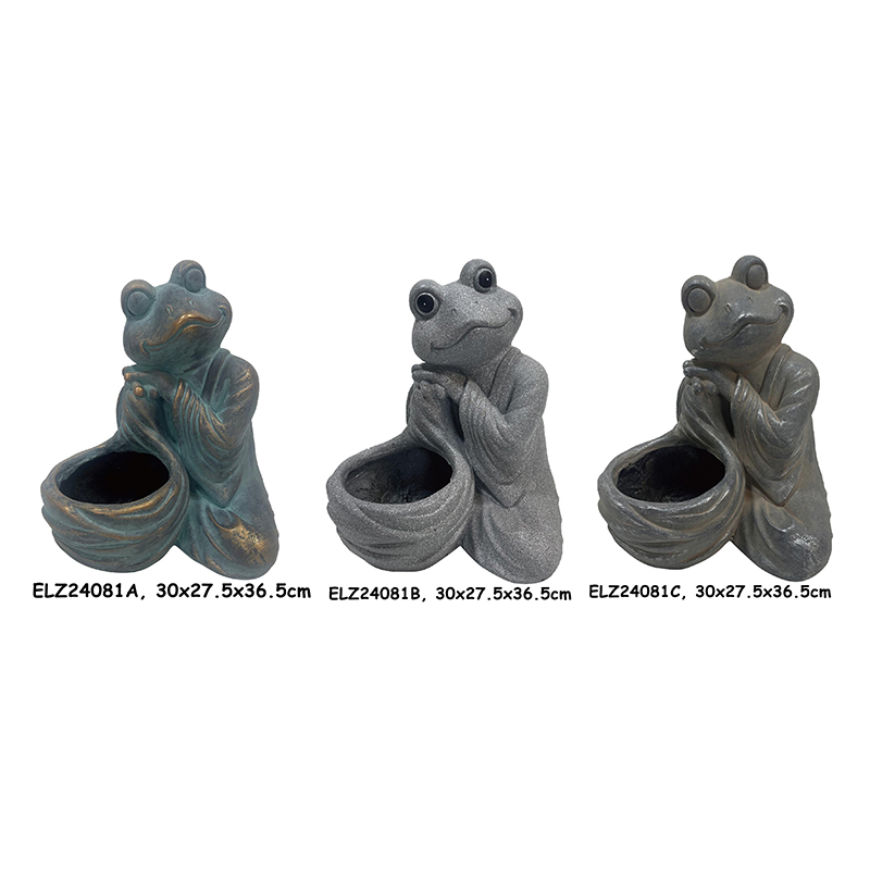 Frog Planter Statue