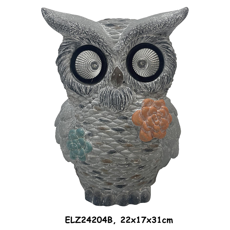 China Handcrafted Solar Owl Statue Garden Animals Statues Outdoor Decoration Manufacturer, Manufacturers