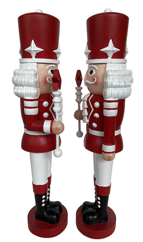 China Resin Handmade Crafts Sweet Nutcrackers 2 Assorted Figurines Tabletop Decorations  Factories, Service