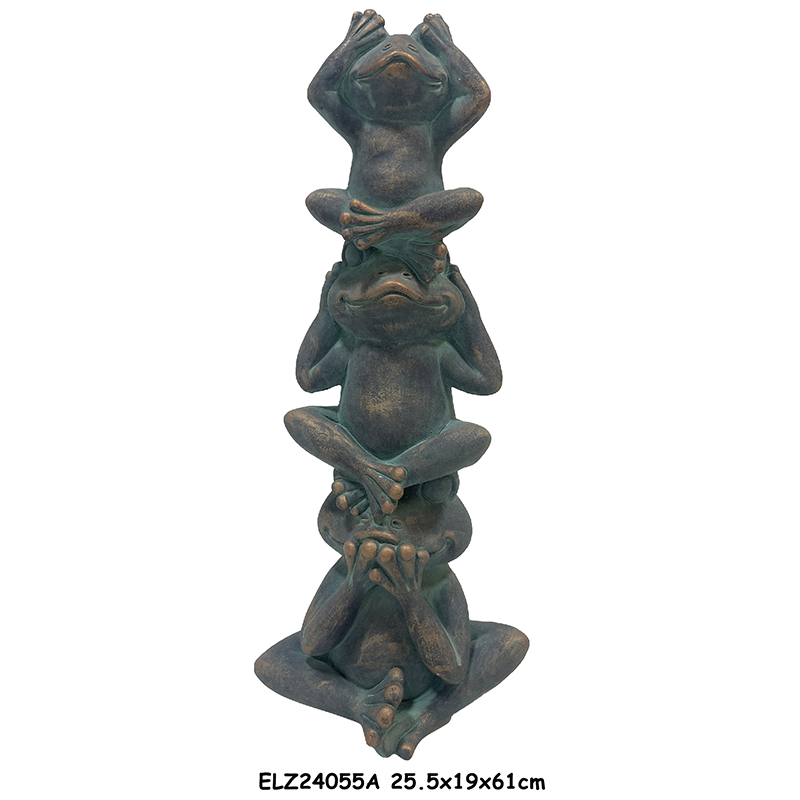 China Playful Frog Couple Statues Lounging On Benches Whimsical Frogs Snuggling In Baths Indoor Outdoor Decoration Supplier, Factories