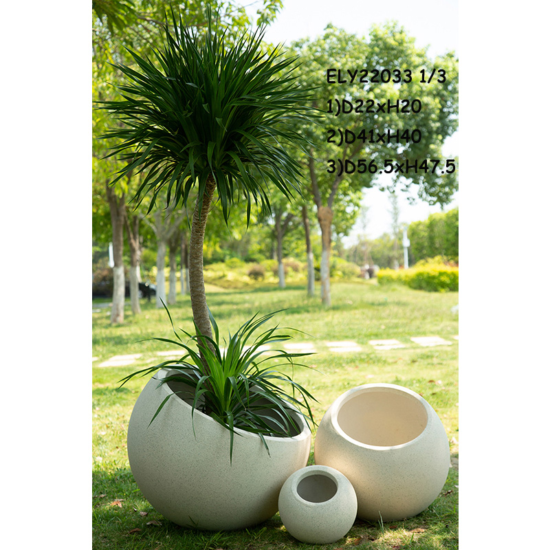 Best Fiber Clay Light Weight Sphere Ball-shape Garden Flowerpots Pottery  Manufacturer, Manufacturers