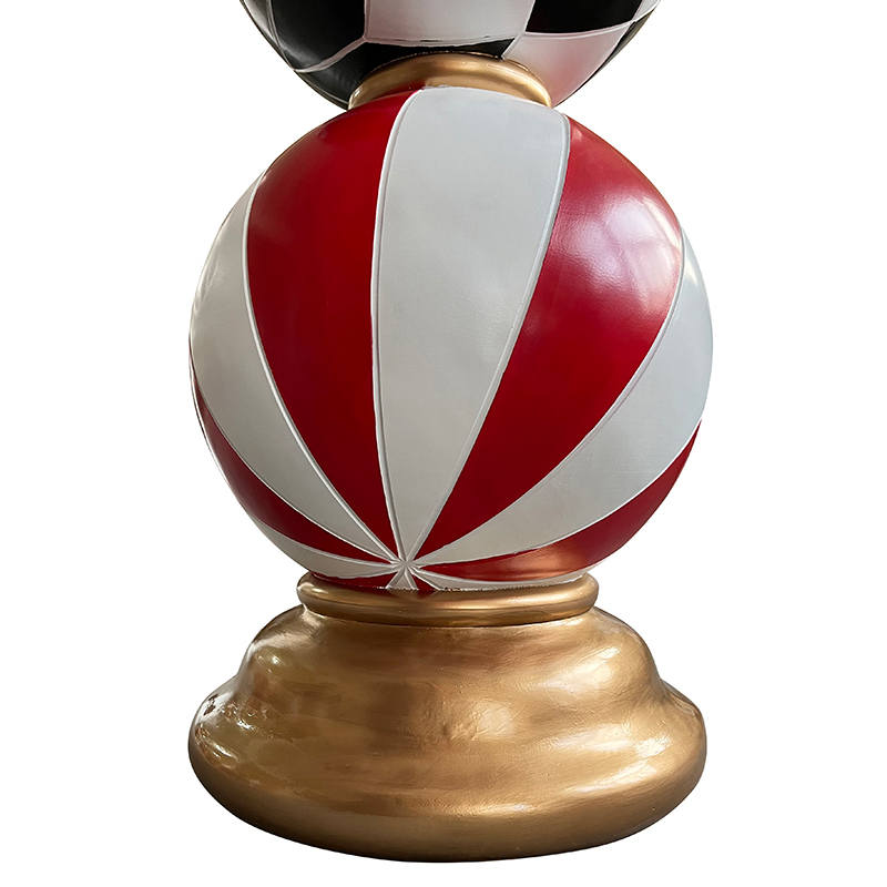 China Resin Art & Craft New design 69.7inch Christmas Balls Finial Decoration Factories, Products