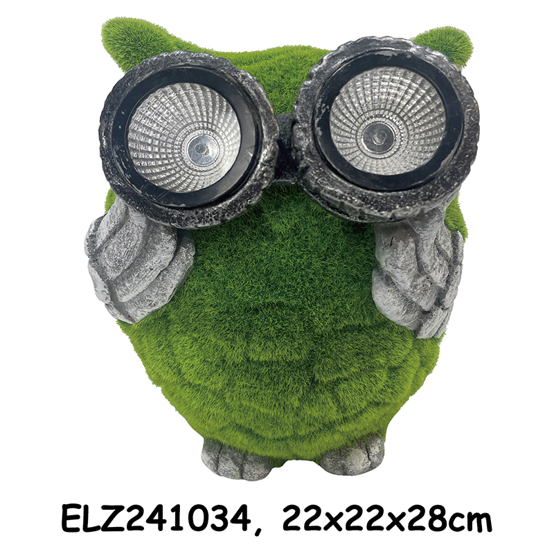 China Whimsical Grass-Flocked Solar Owl Statues Home And Garden Decoration Outdoor Decors Manufacturers, Supplier