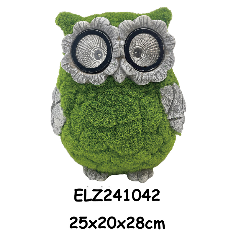 China Whimsical Grass-Flocked Solar Owl Statues Home And Garden Decoration Outdoor Decors Manufacturers, Supplier