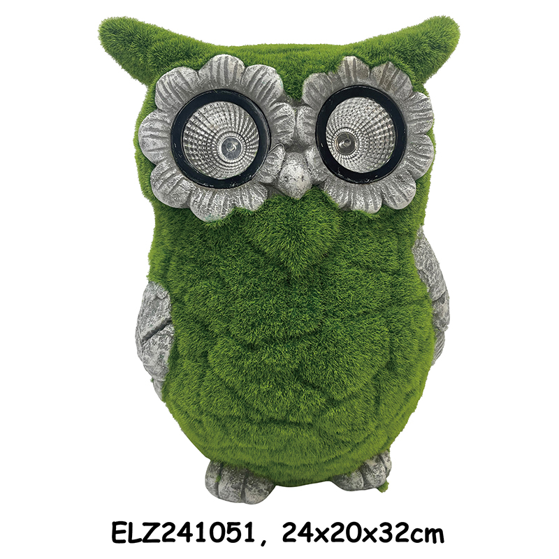 China Whimsical Grass-Flocked Solar Owl Statues Home And Garden Decoration Outdoor Decors Manufacturers, Supplier