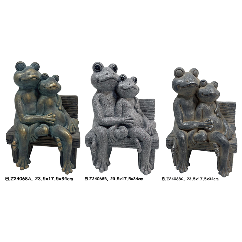 China Playful Frog Couple Statues Lounging On Benches Whimsical Frogs Snuggling In Baths Indoor Outdoor Decoration Supplier, Factories
