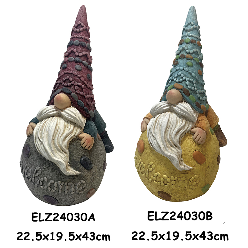 High-Quality Handmade Fiber Clay Garden Ornament Gnome Statues for Home and Garden Decor Exporter, Product