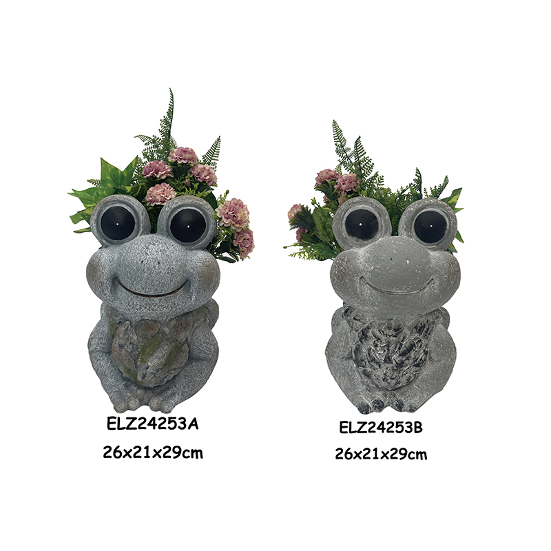Frog planter statue layout option 1