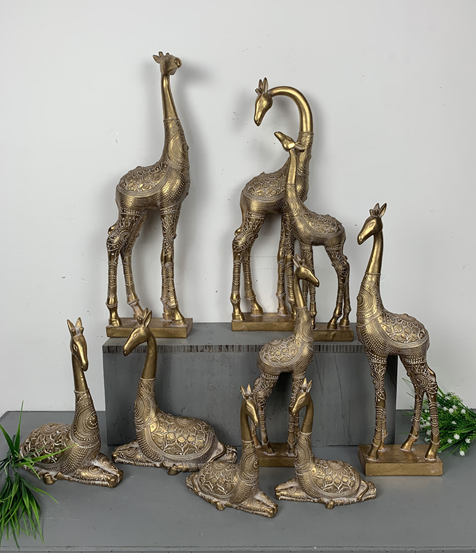 High-Quality Resin Arts & Crafts Table top Decoration Africa Giraffe Figurines Deer   Suppliers, Factories