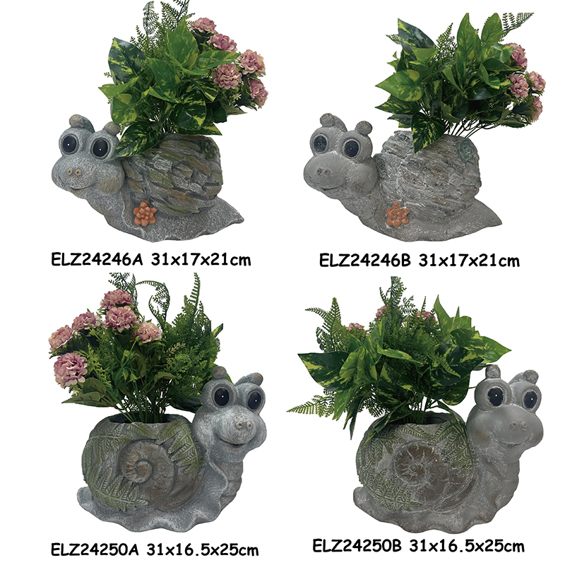 Garden Snail Decor