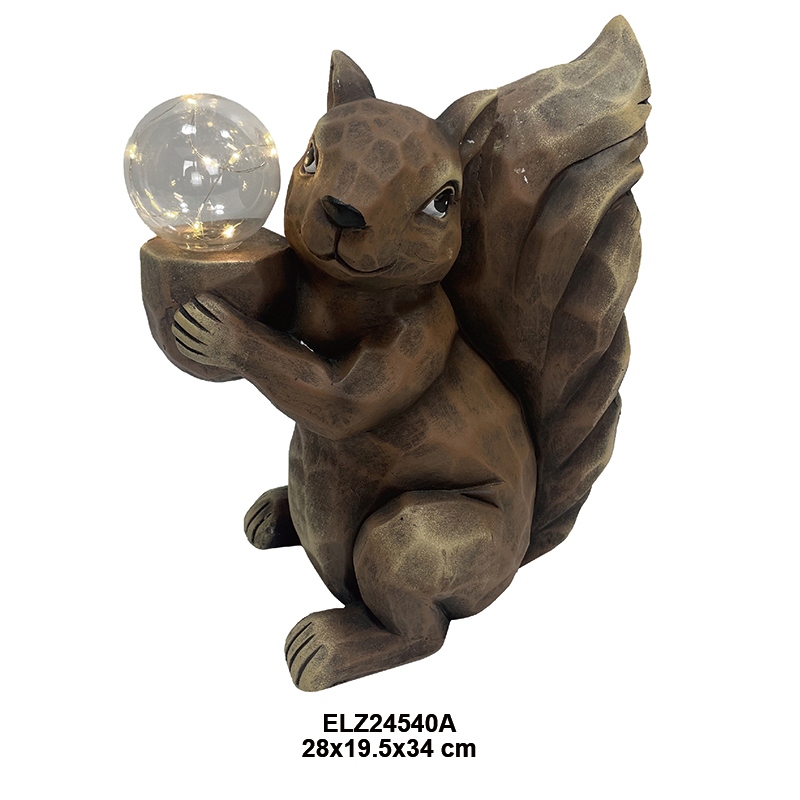 China Fiber Clay Squirrel Statues Squirrel With Bulbs Handmade Garden Home Decor Statue Manufacturers, Factory