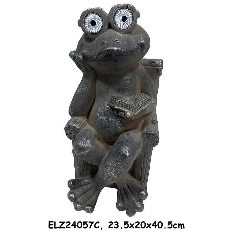 Best Fiber Clay Solar-Powered Playful Frog Statues For Garden Patio Indoor Decor Supplier, Service