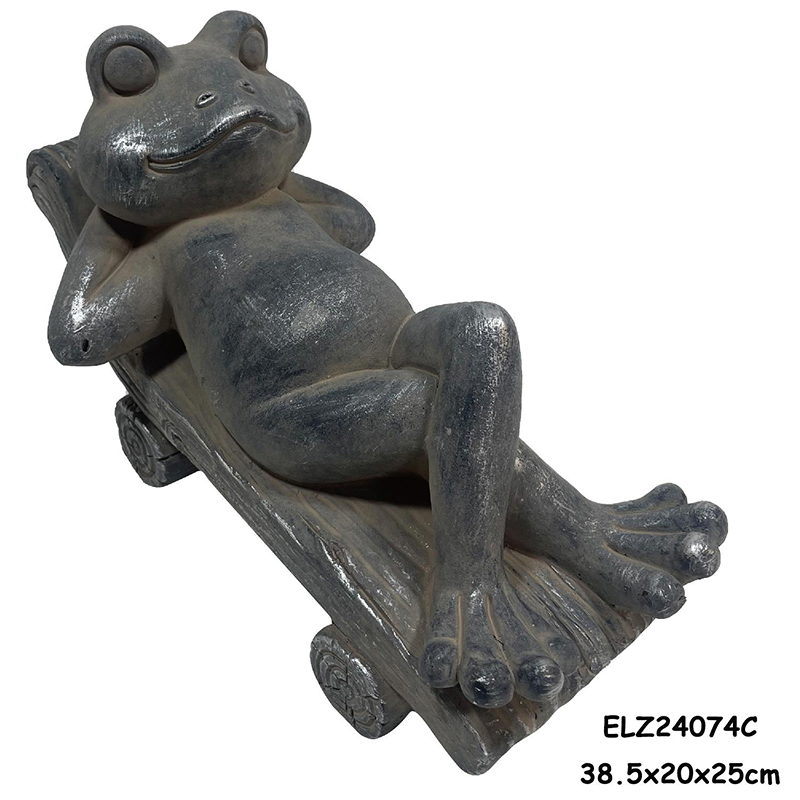 Best Whimsical Design Frogs Holding Umbrellas Reading Books Lounging On Beach Chairs Home And Garden Decor Manufacturer, Exporters