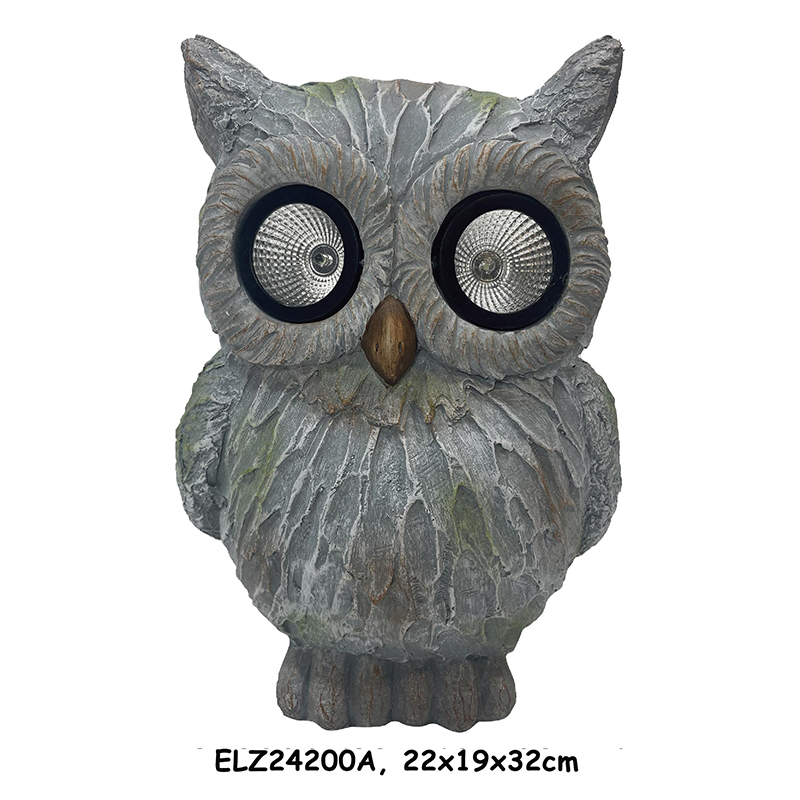China Handcrafted Solar Owl Statue Garden Animals Statues Outdoor Decoration Manufacturer, Manufacturers