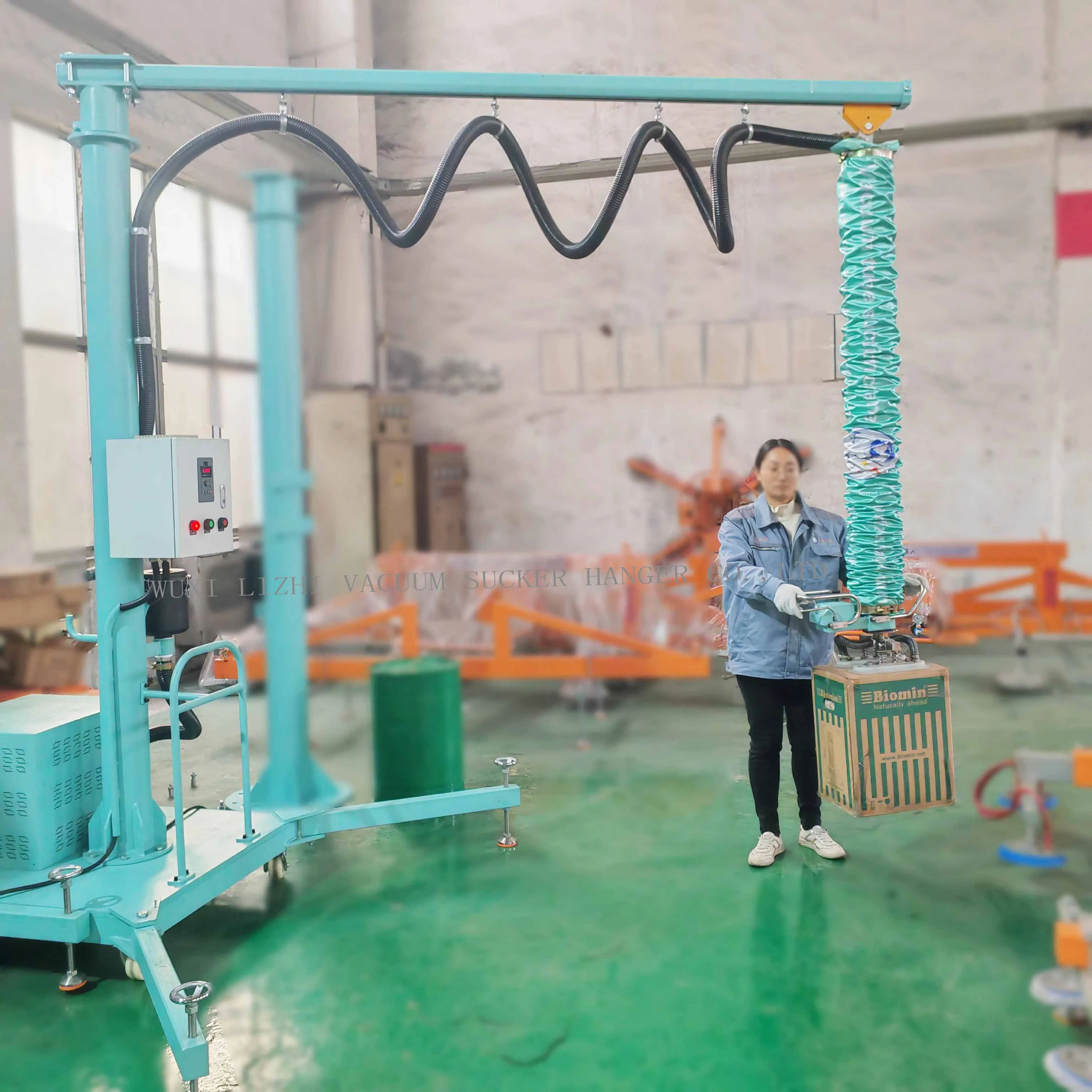 Industrial Heavy-Duty Vacuum Crane Tool for Efficient Material Handling