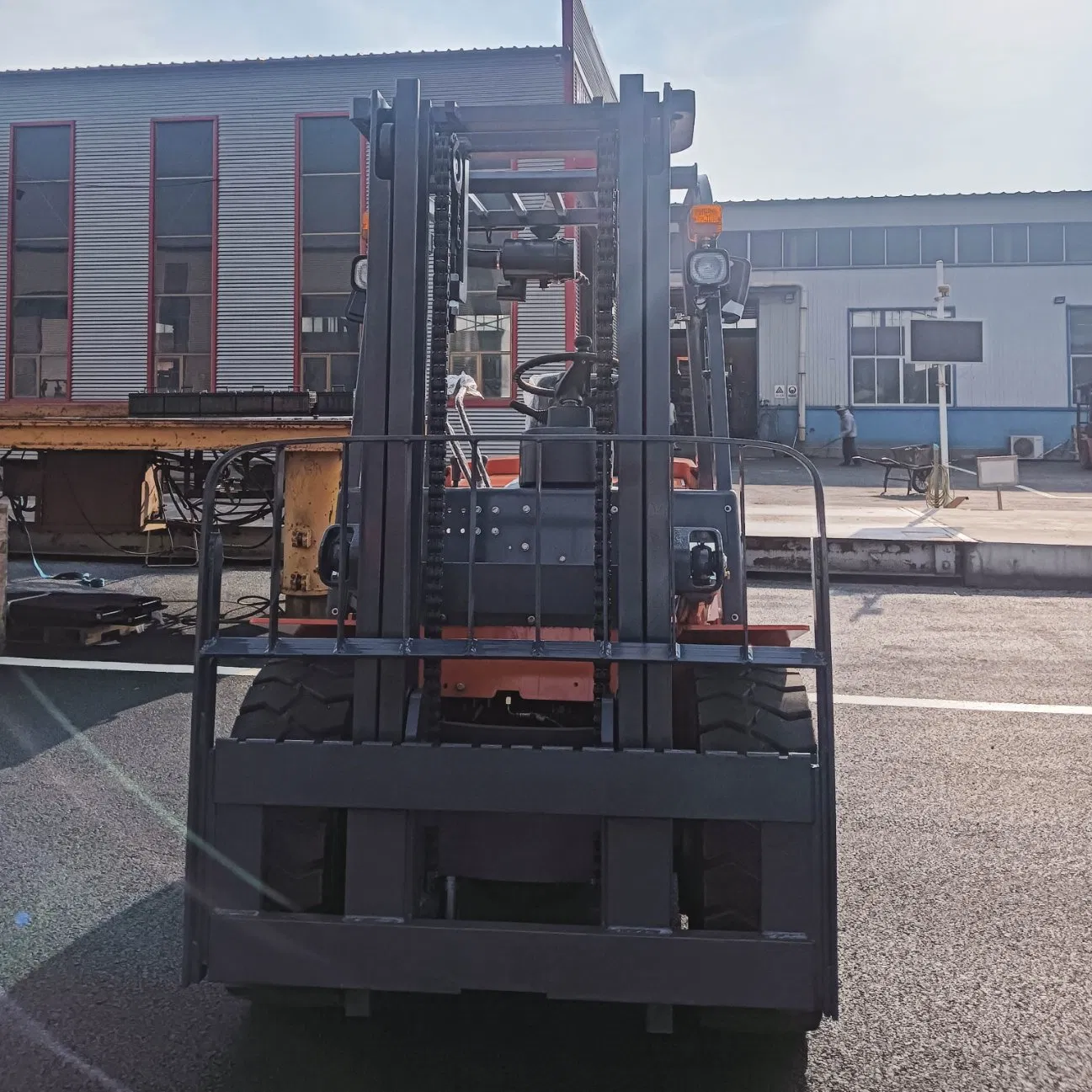 Small Electric Forklift Truck Made in China Cargo Handling Lift Truck Seat Driving Forklift Truck