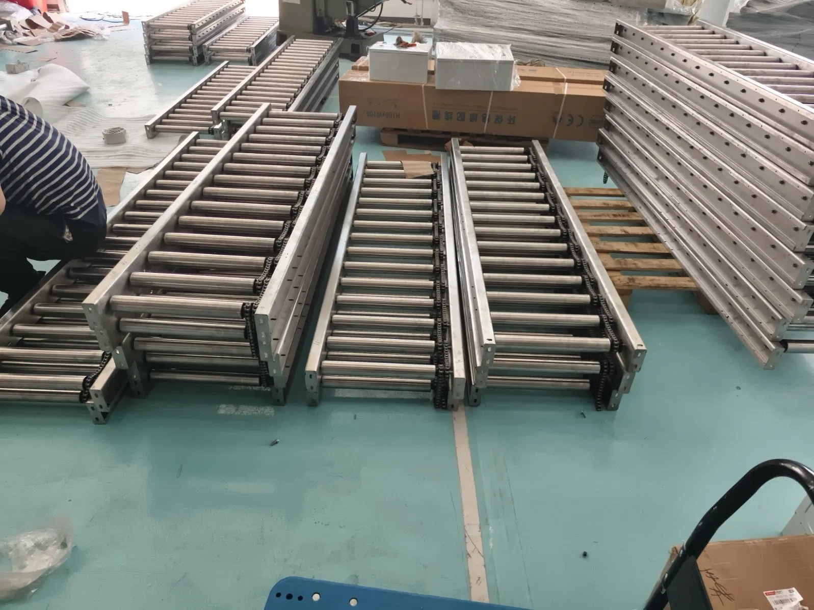 Automated Omnidirectional Roller Sorting System for Efficient Logistics