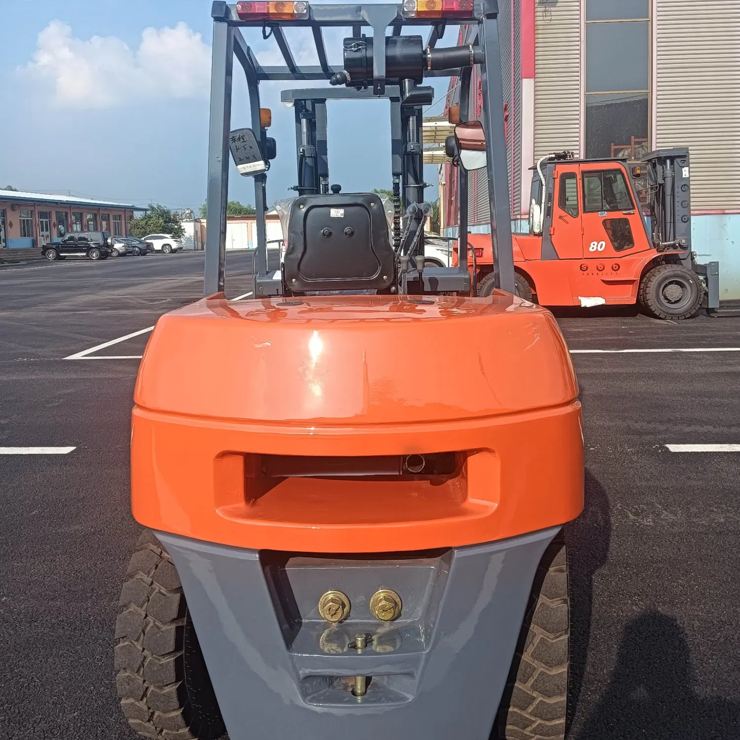Small Electric Forklift Truck Made in China Cargo Handling Lift Truck Seat Driving Forklift Truck