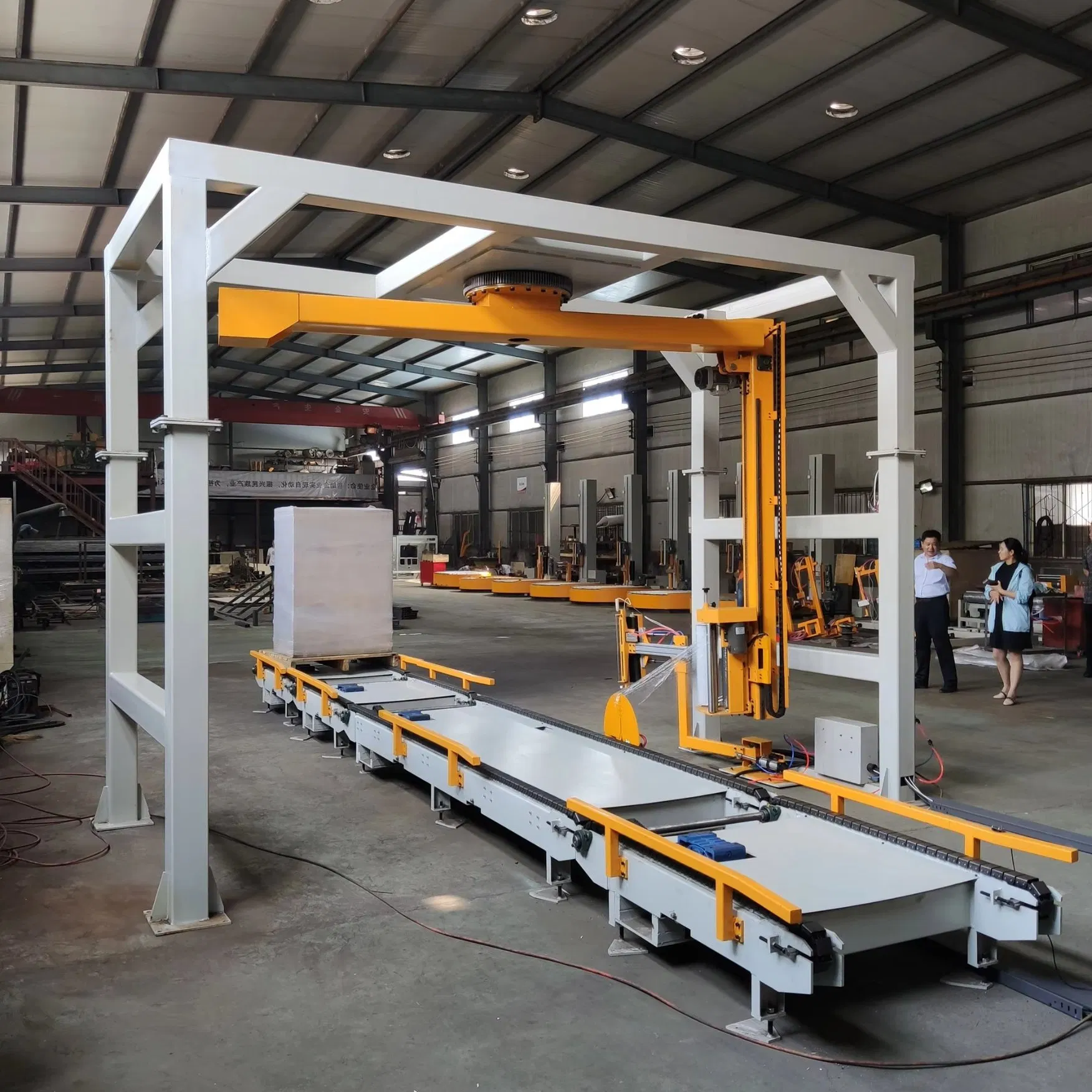 Automatic Rotary Arm Pallet Wrapping Machine for Beverage Distribution Centers