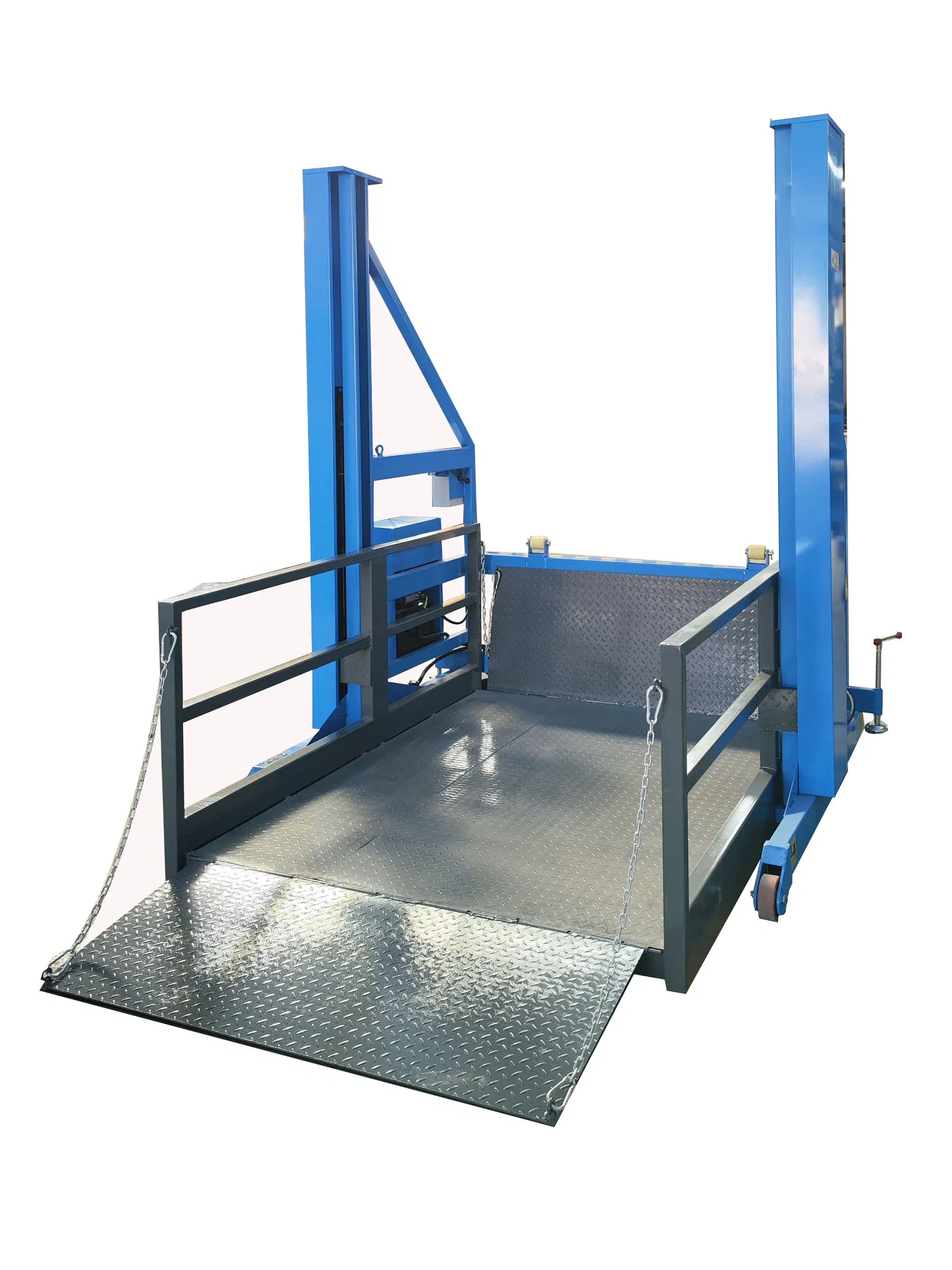 Giant Portable Adjustable Height Equipment Loading Goods Cargo Dock Leveler