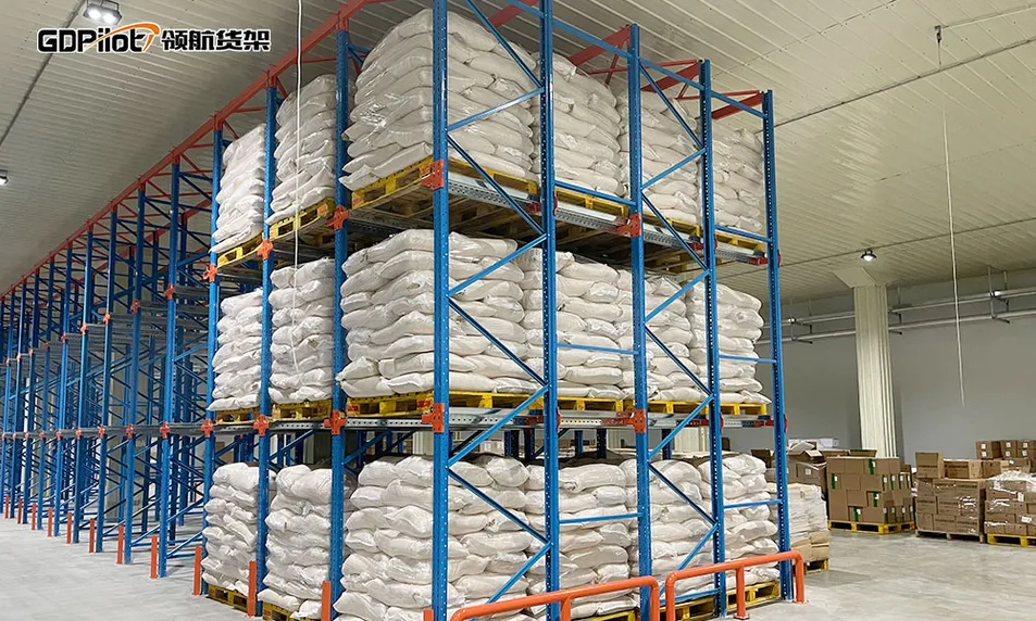 Drive-in Racks Detail 2