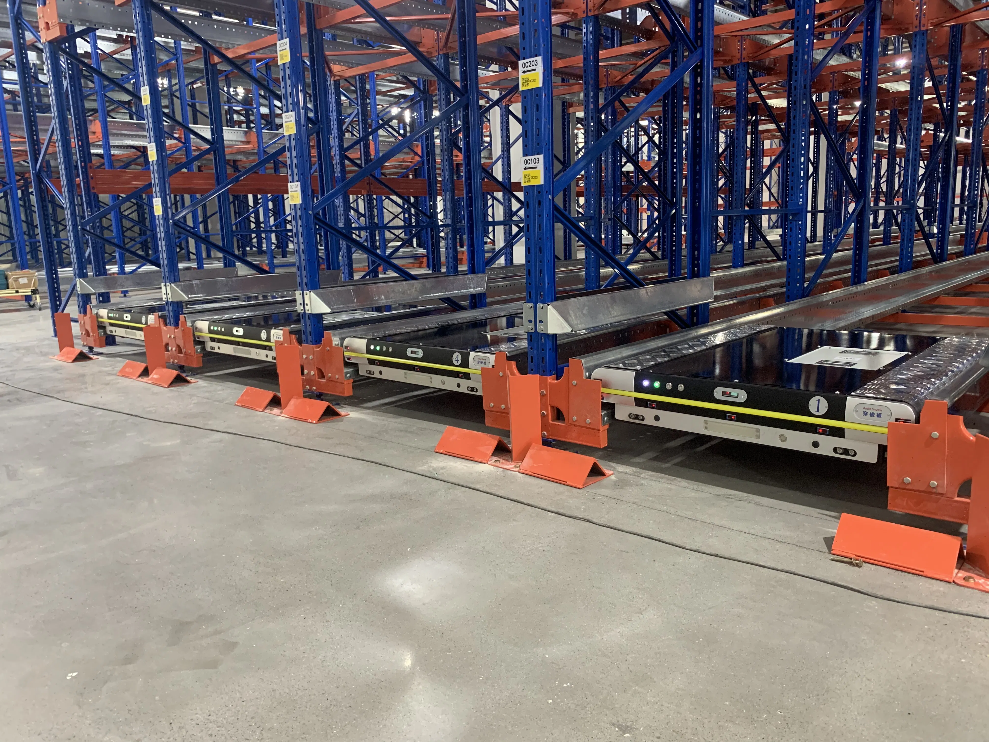 Heavy-Duty Warehouse Shuttle Rack: Two Way Storage Automation System