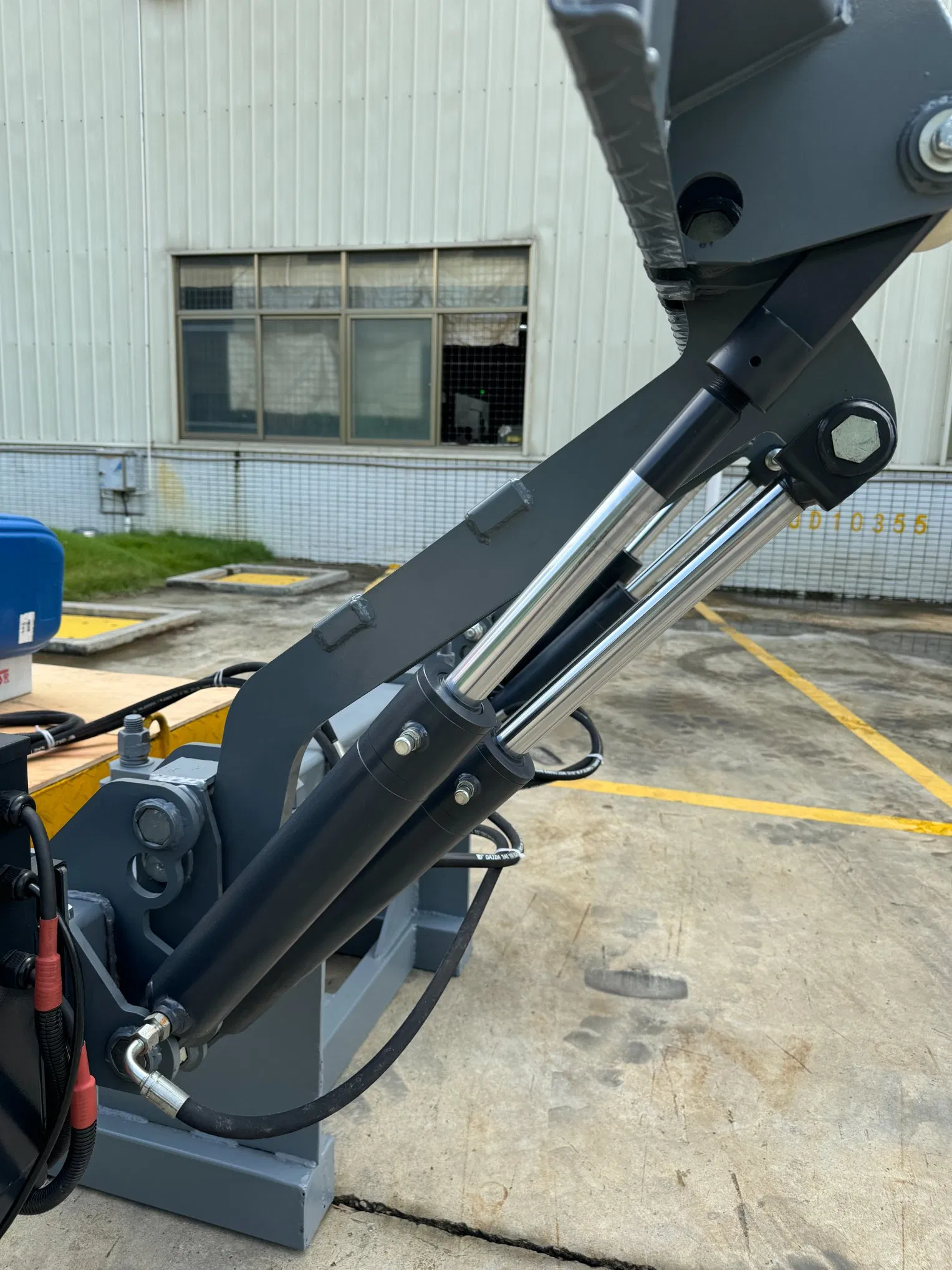 Maintenance-Free Tail Lift Cargo Truck Loading and Unloading Material Handling Equipment