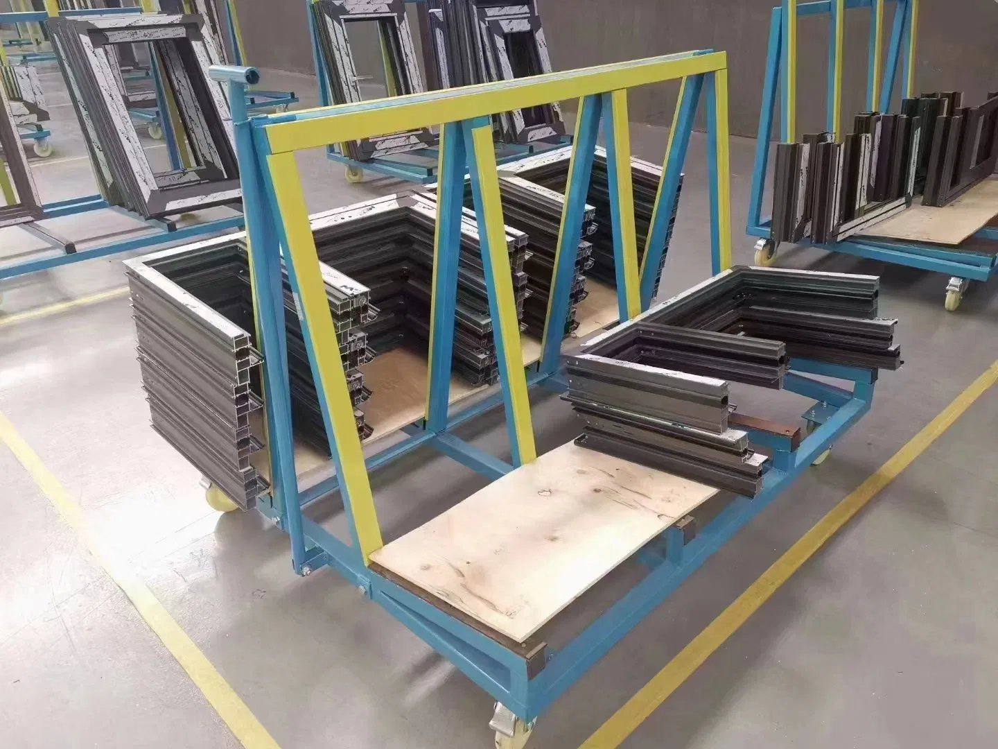 Premium Heavy-Duty Glass Storage Trolley with Custom Warranty Options for Secure Organization