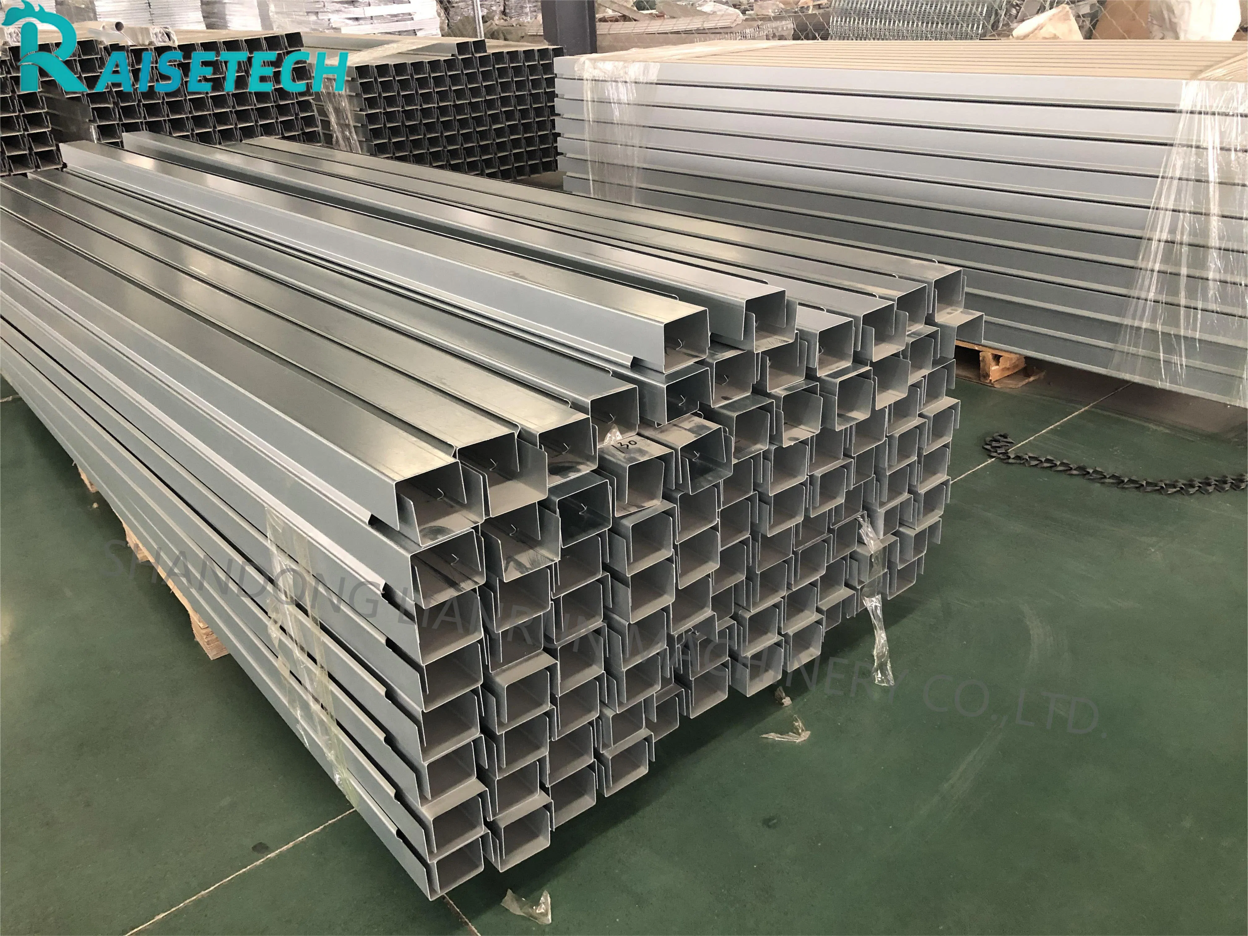 Reliable Chain Feeding for Chicken Breeders - CE/ISO 45001 Certified