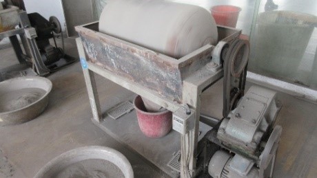 Elliott Cutters Grinding Machine for PDC cutter precision manufacturing